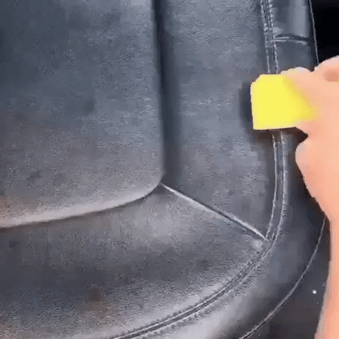 Restaurador de Partes Negras y Brillador de Llantas y Aros | Tire Shine & Polish 4X™ | ¡Tu Carro como nuevo con solo rociar!